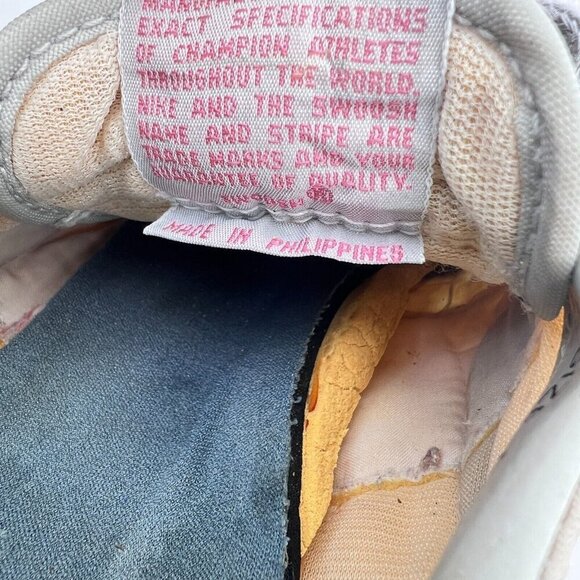 Vintage Nike Training Women Size 5 Grey Pink Suede Sneakers Made in Philippines - Picture 12 of 15